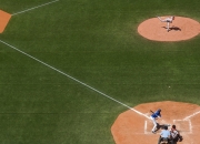 九游体育-赛道与球场的双重奏，当F1争冠焦点遇上智利篮球的荣耀之战