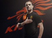 九游娱乐网页-赛道上的逆袭，当克莱于F1年度争冠战中热火血拼灰熊般接管比赛