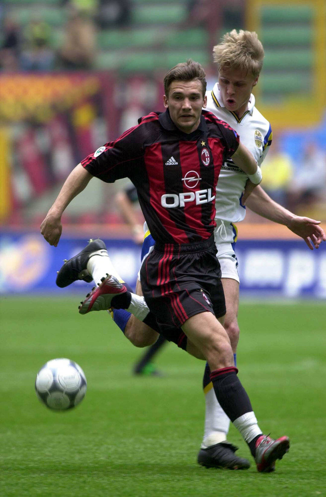 包含AC米兰:教练组调整备战策略的词条 包含AC米兰:教练组调整备战策略的词条