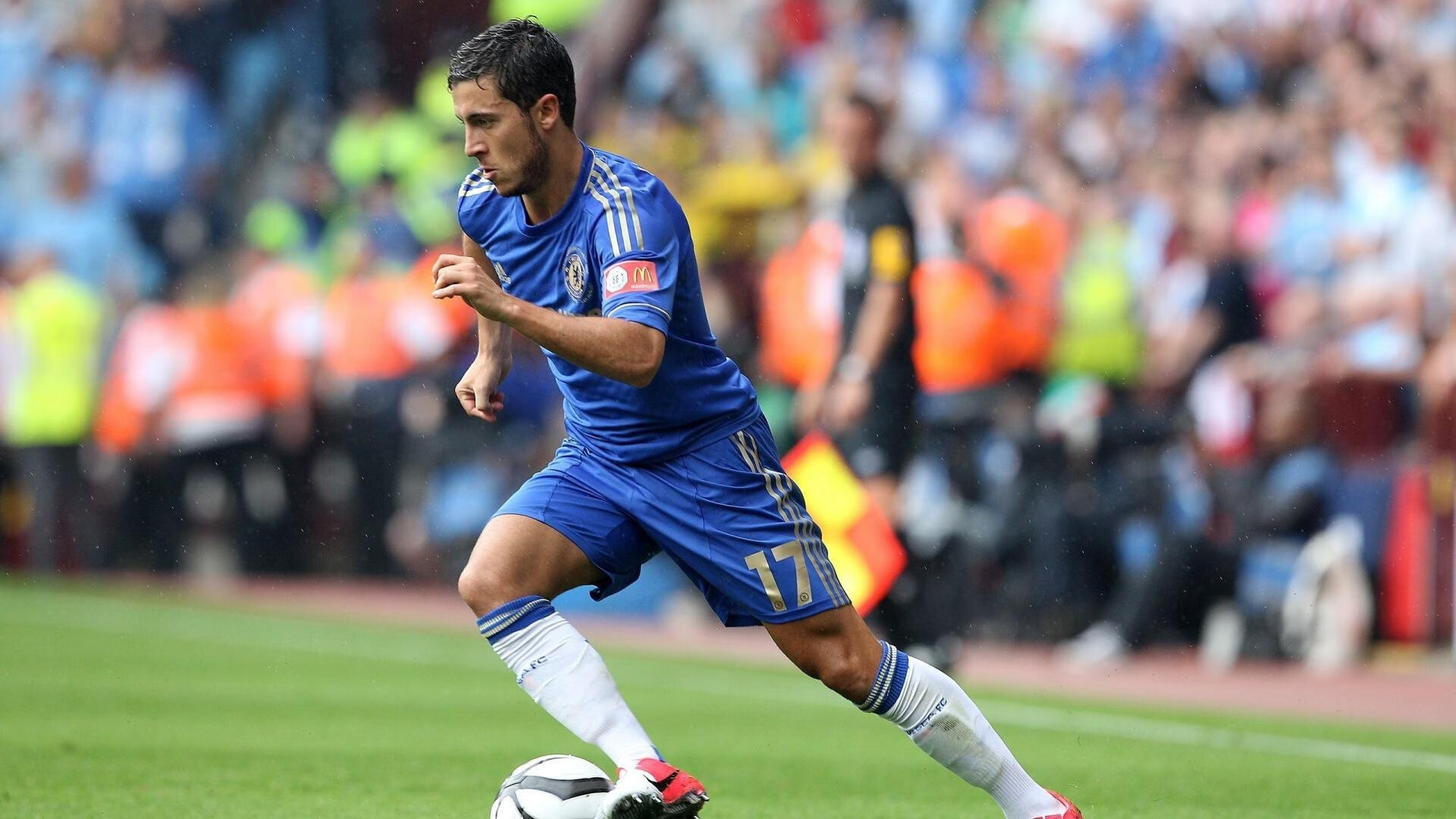 范戴克一锤定音，希腊战术完胜马里背后的关键先生