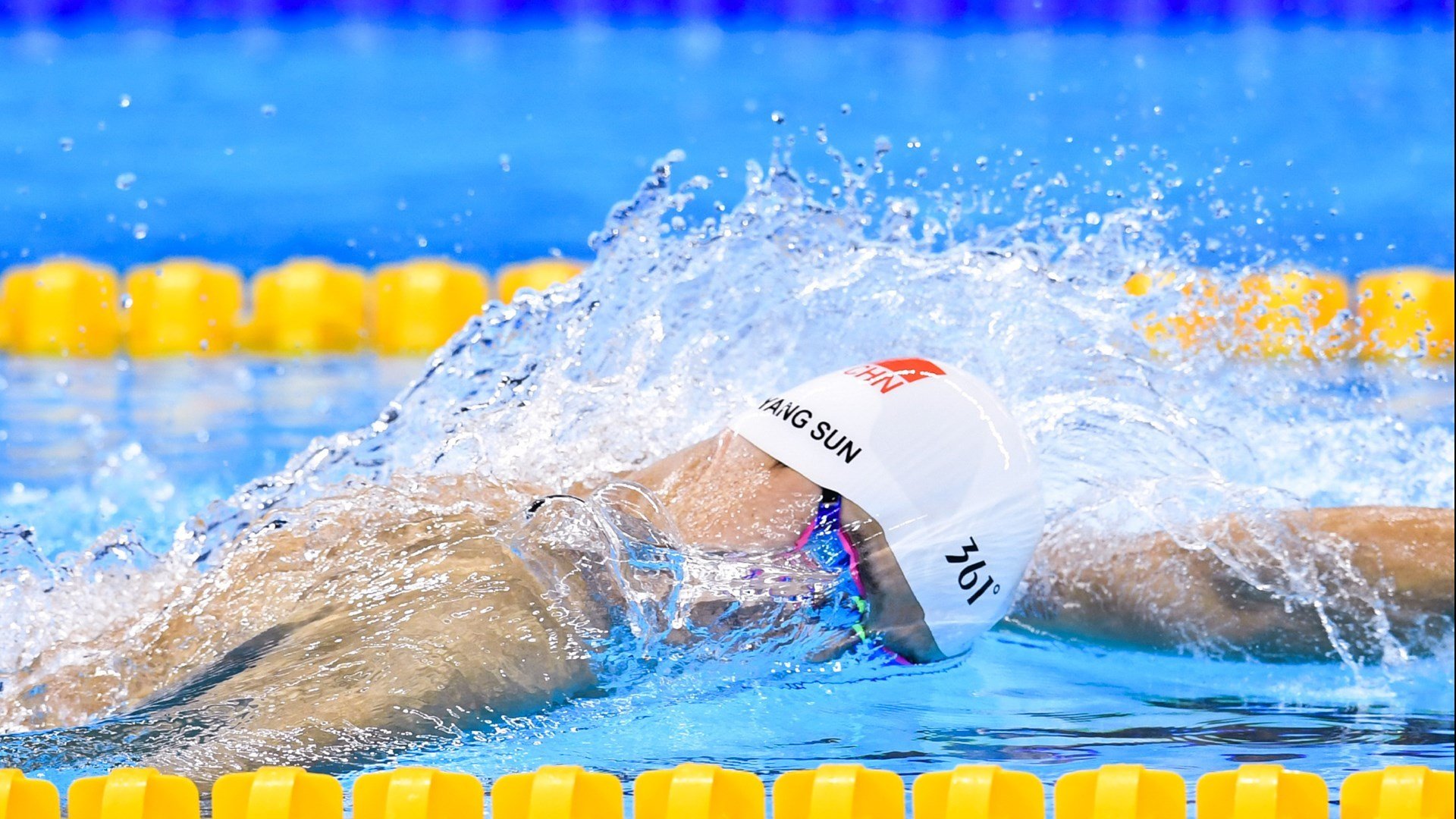 当边界消融，卡塔尔终结加拿大的隐喻与拉什福德在NBA总决赛的跨界狂想